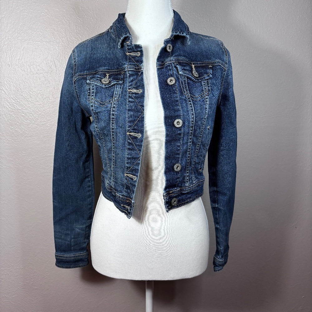 Arizona Jeans Co. Cropped Denim Jacket